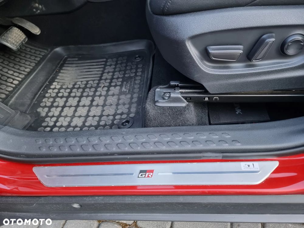 Toyota C-HR 2.0 Hybrid GR Sport - 33