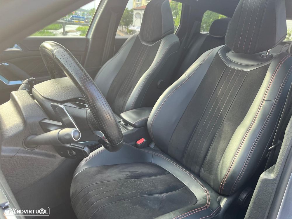Peugeot 308 SW BlueHDi 130 EAT8 Stop & Start GT Pack - 35
