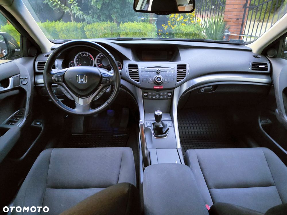 Honda Accord 2.0 Elegance - 22
