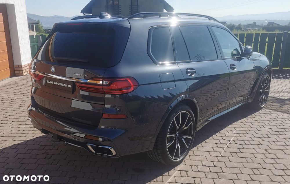 BMW X7 M50i sport - 21