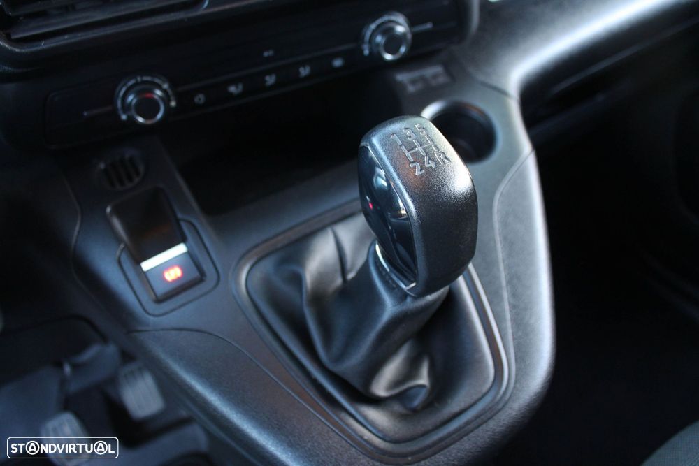 Peugeot Partner 1.5 BlueHDi Premium Longa - 18