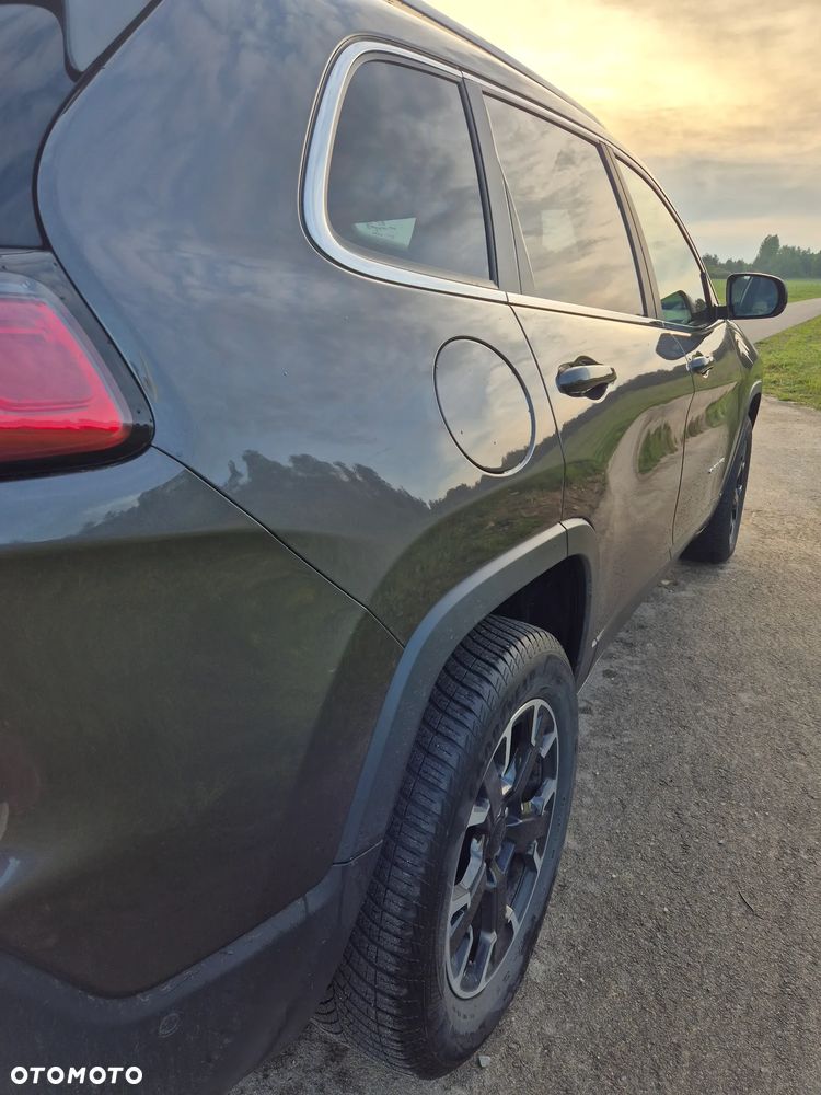 Jeep Cherokee 2.0 GME Active Drive I Limited - 34