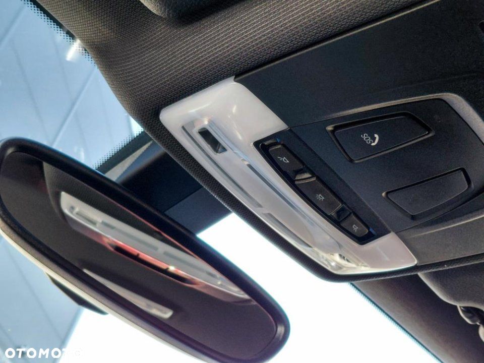BMW Seria 1 - 25