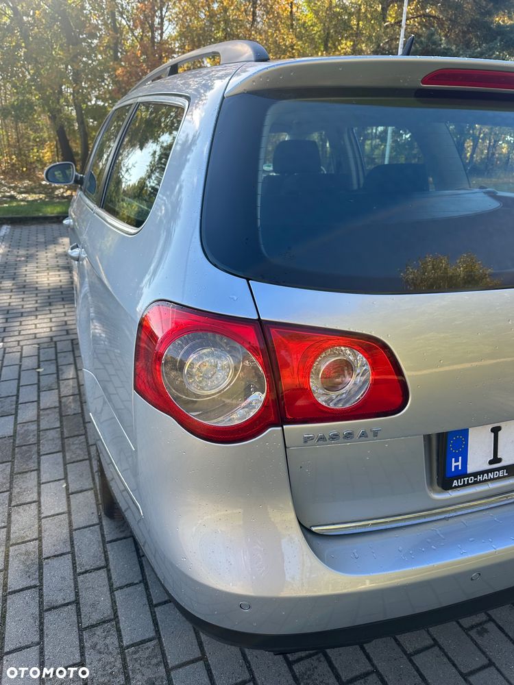 Volkswagen Passat - 11