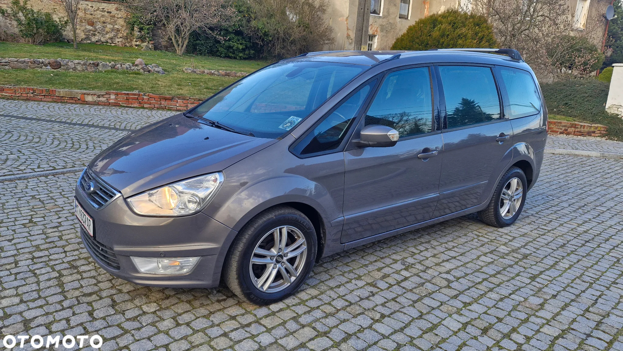 Ford Galaxy 2.0 TDCi Ghia - 4