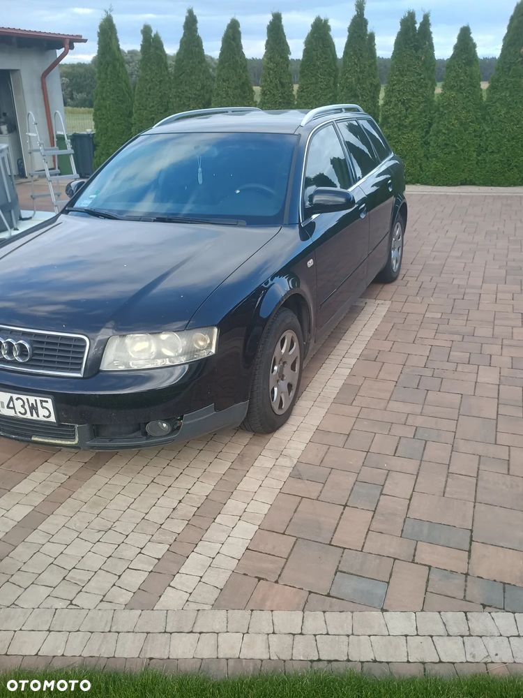 Audi A4 Avant - 1