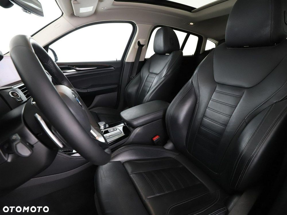 BMW X4 xDrive20d xLine - 13