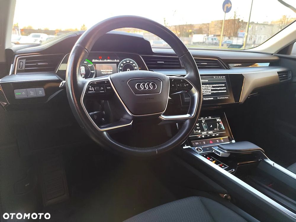 Audi e-tron 50 Quattro - 12