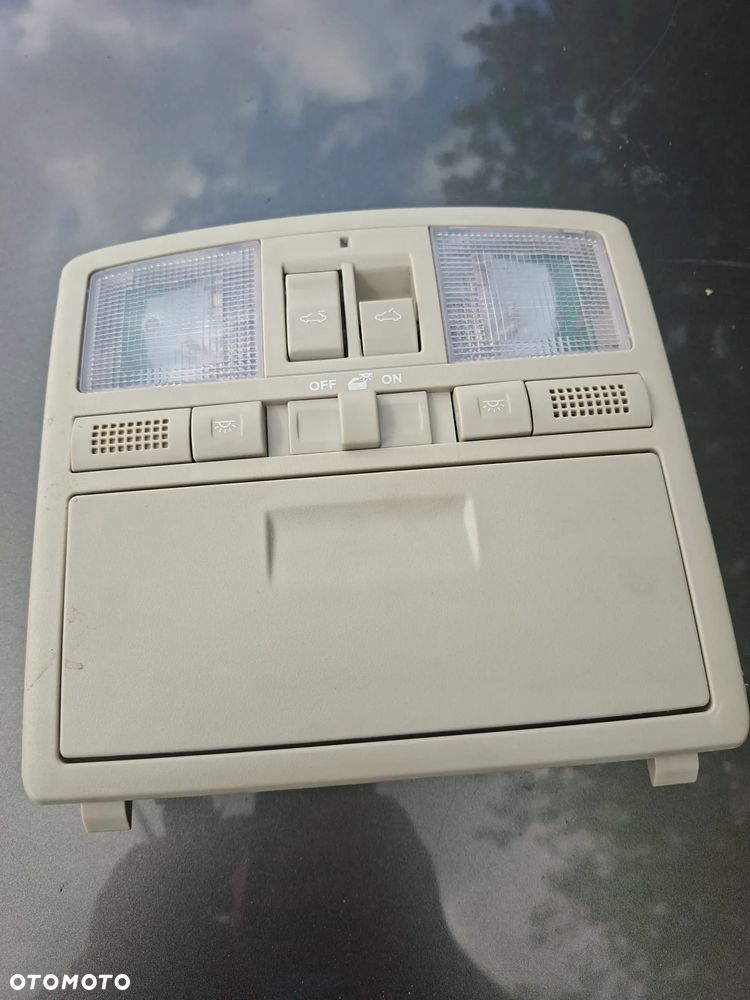 Lampka oświetlenia kabiny Mazda 6 GH 2007-2012 - 4