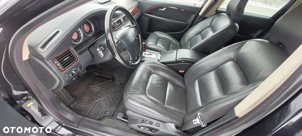 Volvo V70 T6 AWD Summum - 27