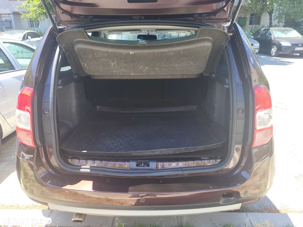 Dacia Duster 1.5 dCi 4x4 Laureate - 11