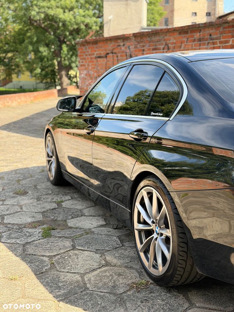 BMW Seria 3 330d M Sport EU6 - 4