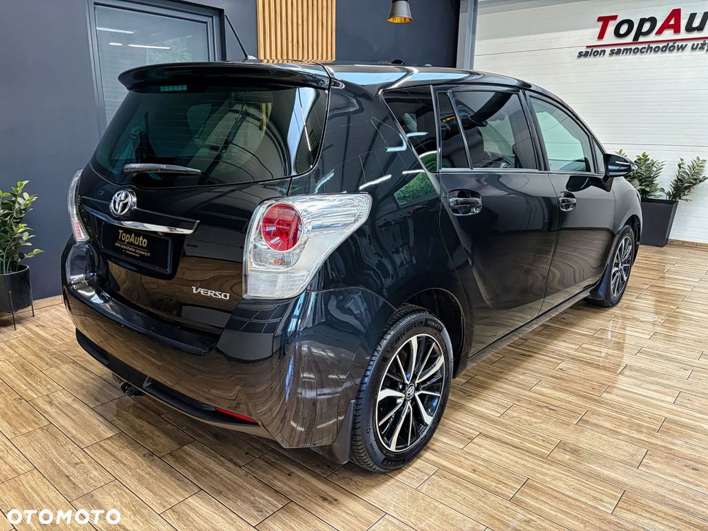 Toyota Verso 1.8 Prestige 7os - 7