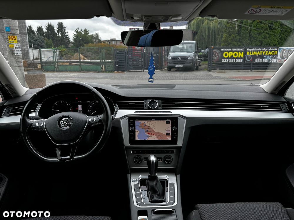 Volkswagen Passat 2.0 TDI (BlueMotion Technology) DSG Comfortline - 24