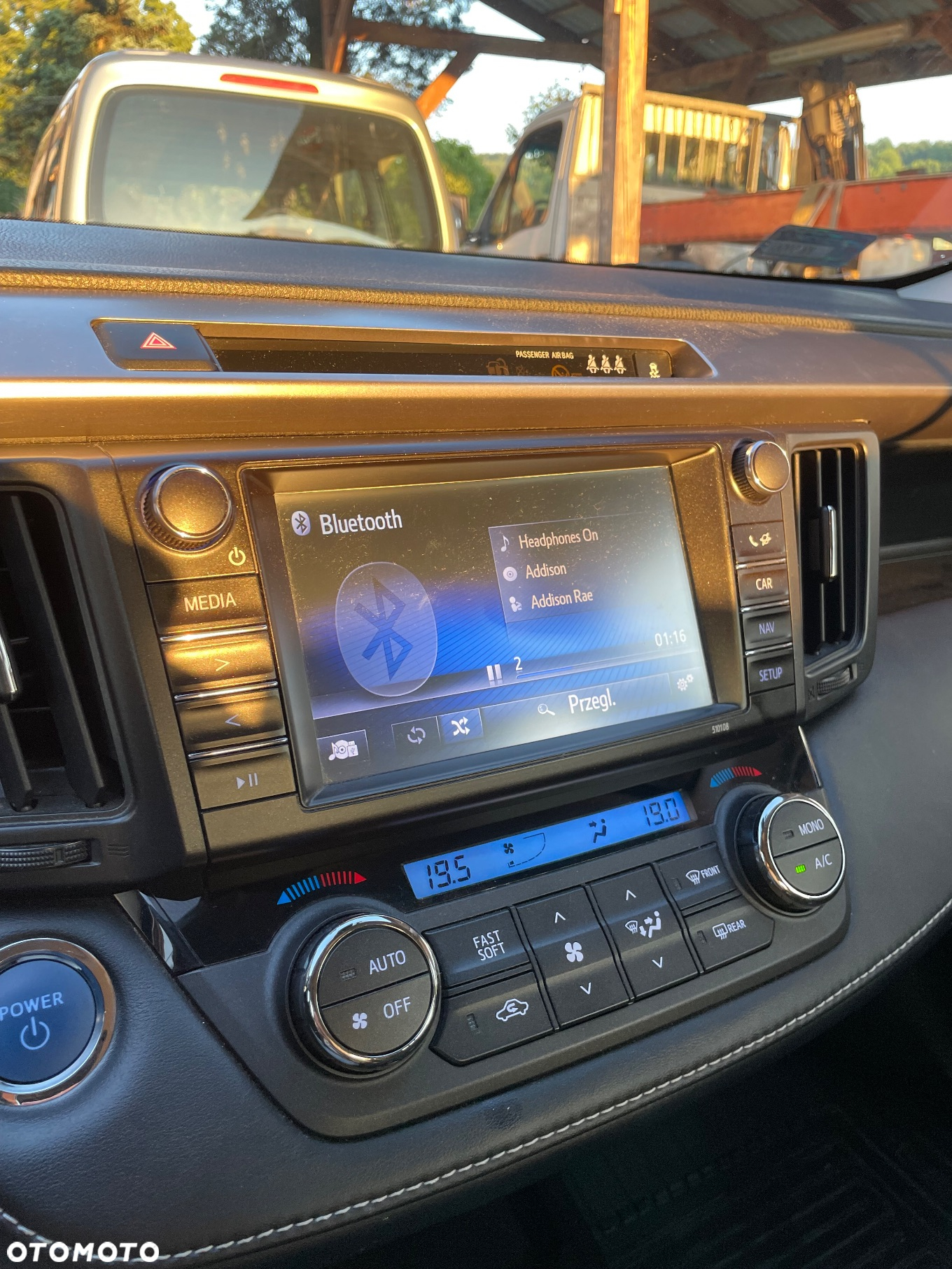 Toyota RAV4 Hybrid Prestige 4x2 - 10