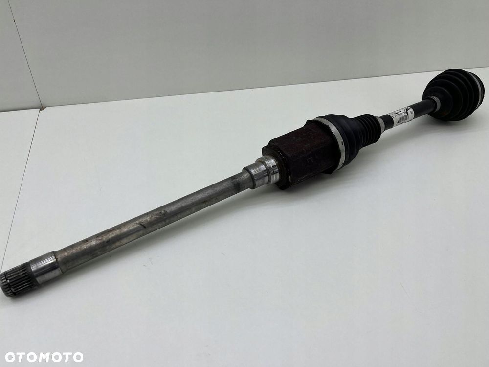 BMW F20 F30 F31 F33 X-DRIVE PÓŁOŚ PRAWA PRZÓD 7597694