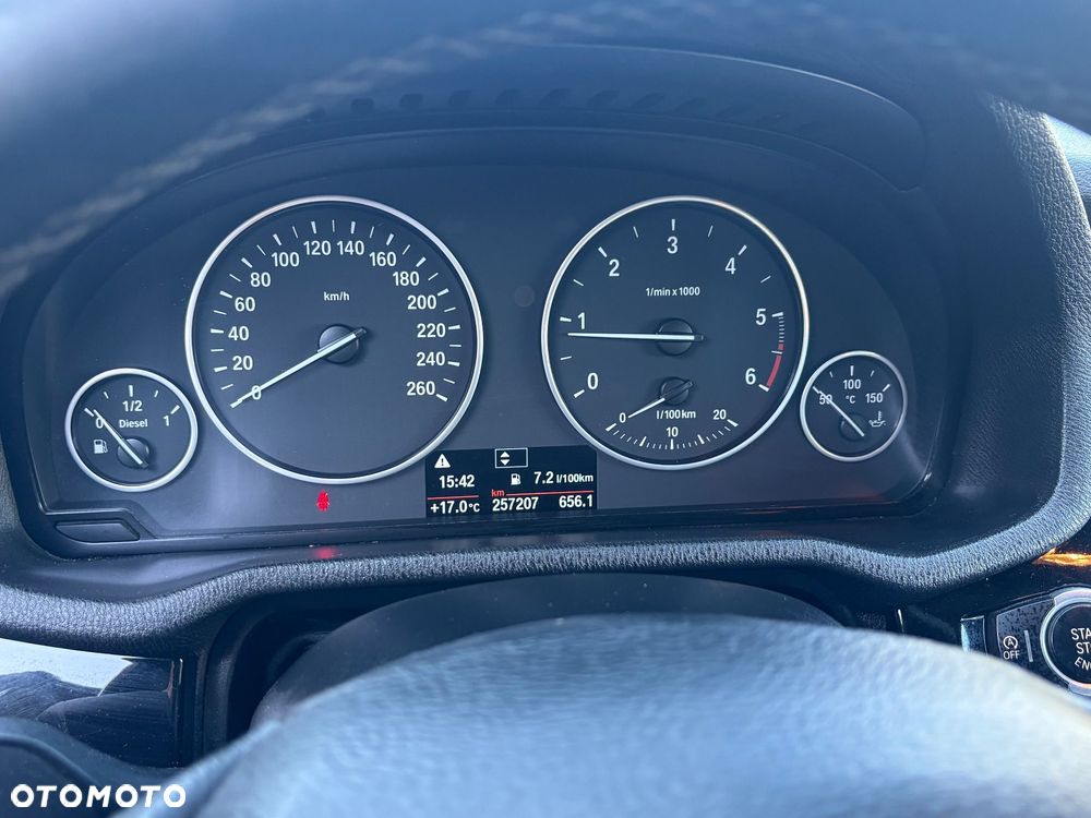 BMW X3 xDrive20d - 23