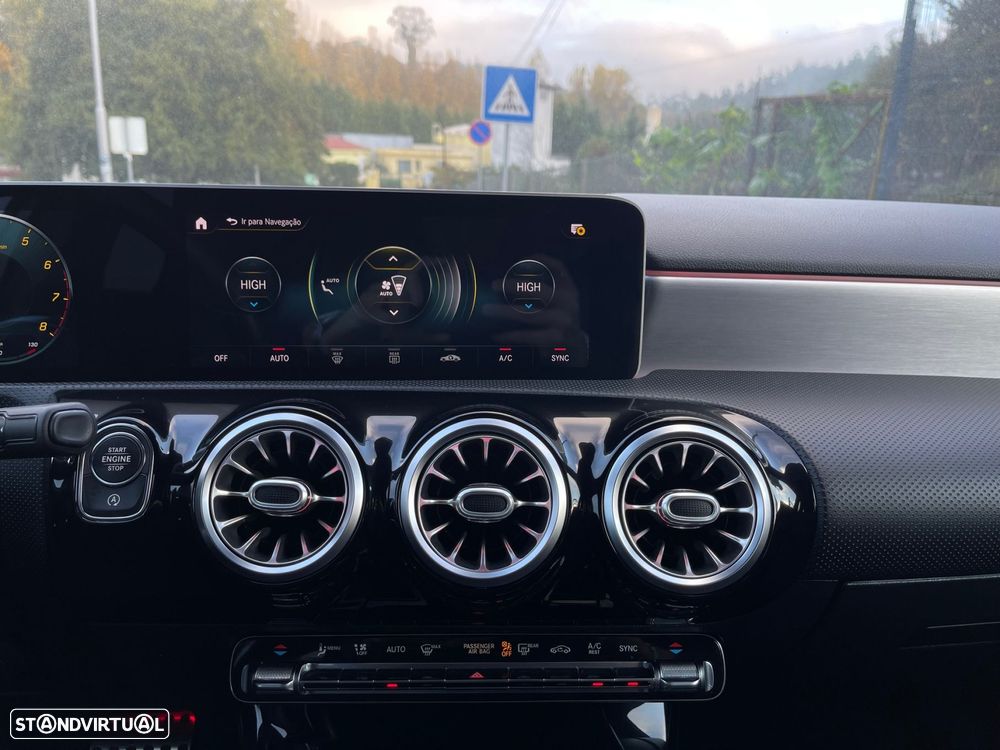 Mercedes-Benz A 180 7G-DCT AMG Line - 21