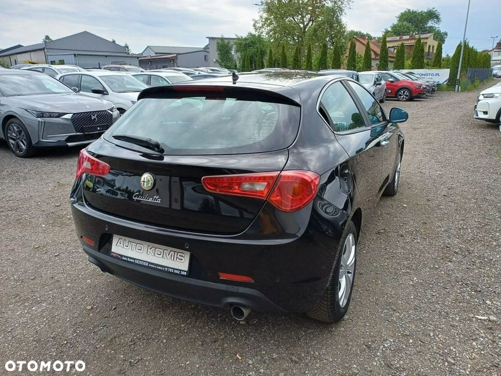 Alfa Romeo Giulietta 2.0 JTDM 16V Turismo - 7
