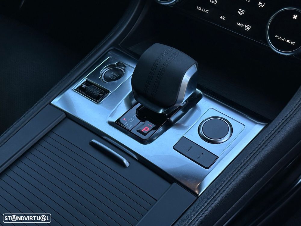Jaguar F-Pace 2.0 P400e AWD - 27