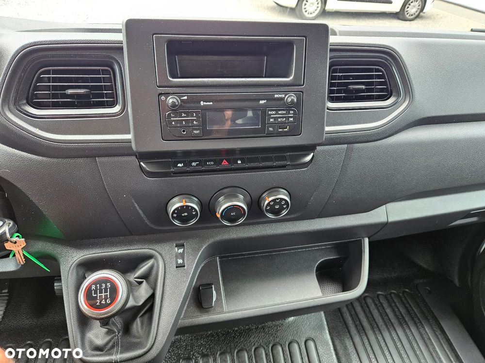 Renault Master - 17