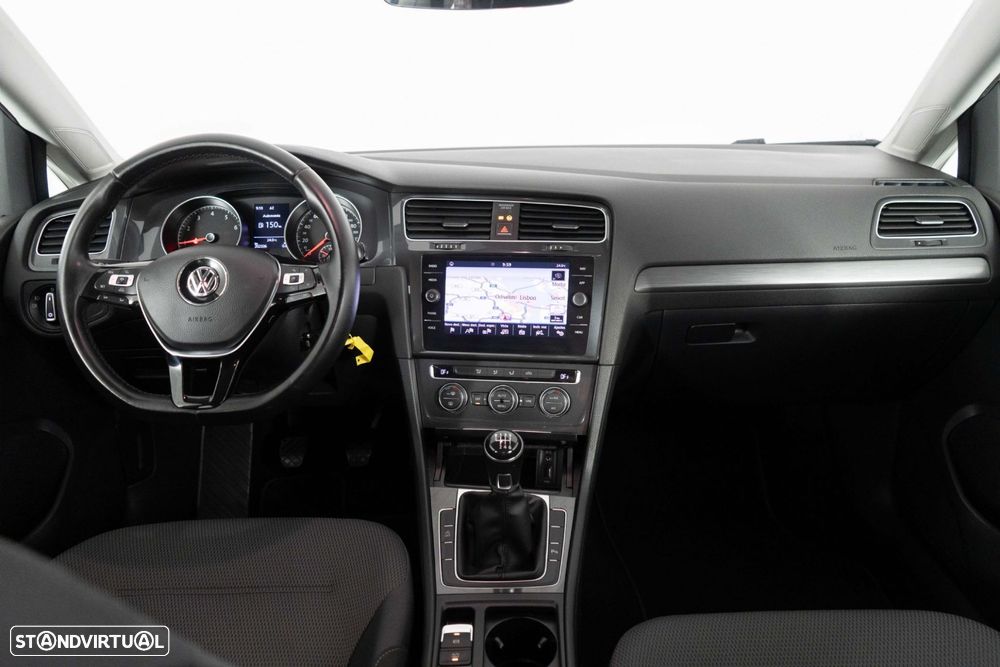 VW Golf 1.0 TSI Confortline - 19