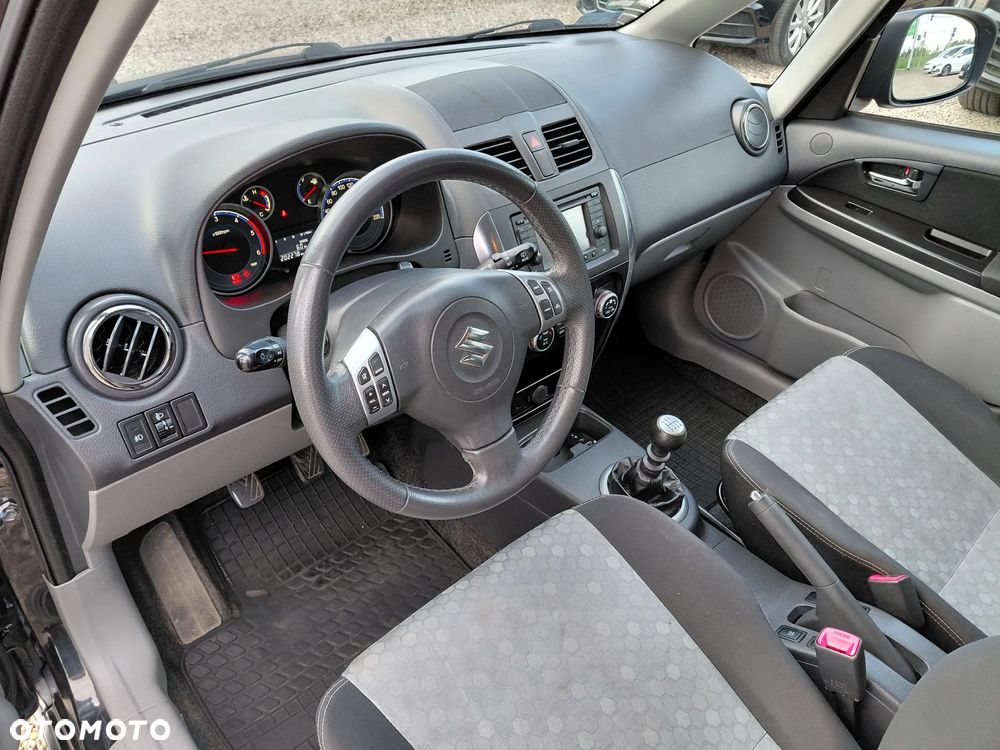 Suzuki SX4 2.0 DDiS 4x2 Comfort - 25