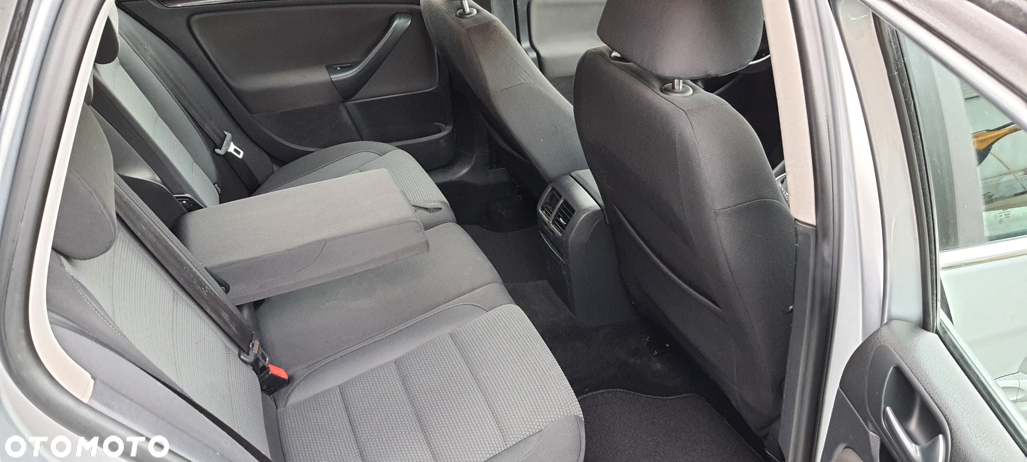 Volkswagen Golf VI 2.0 TDI Highline - 10