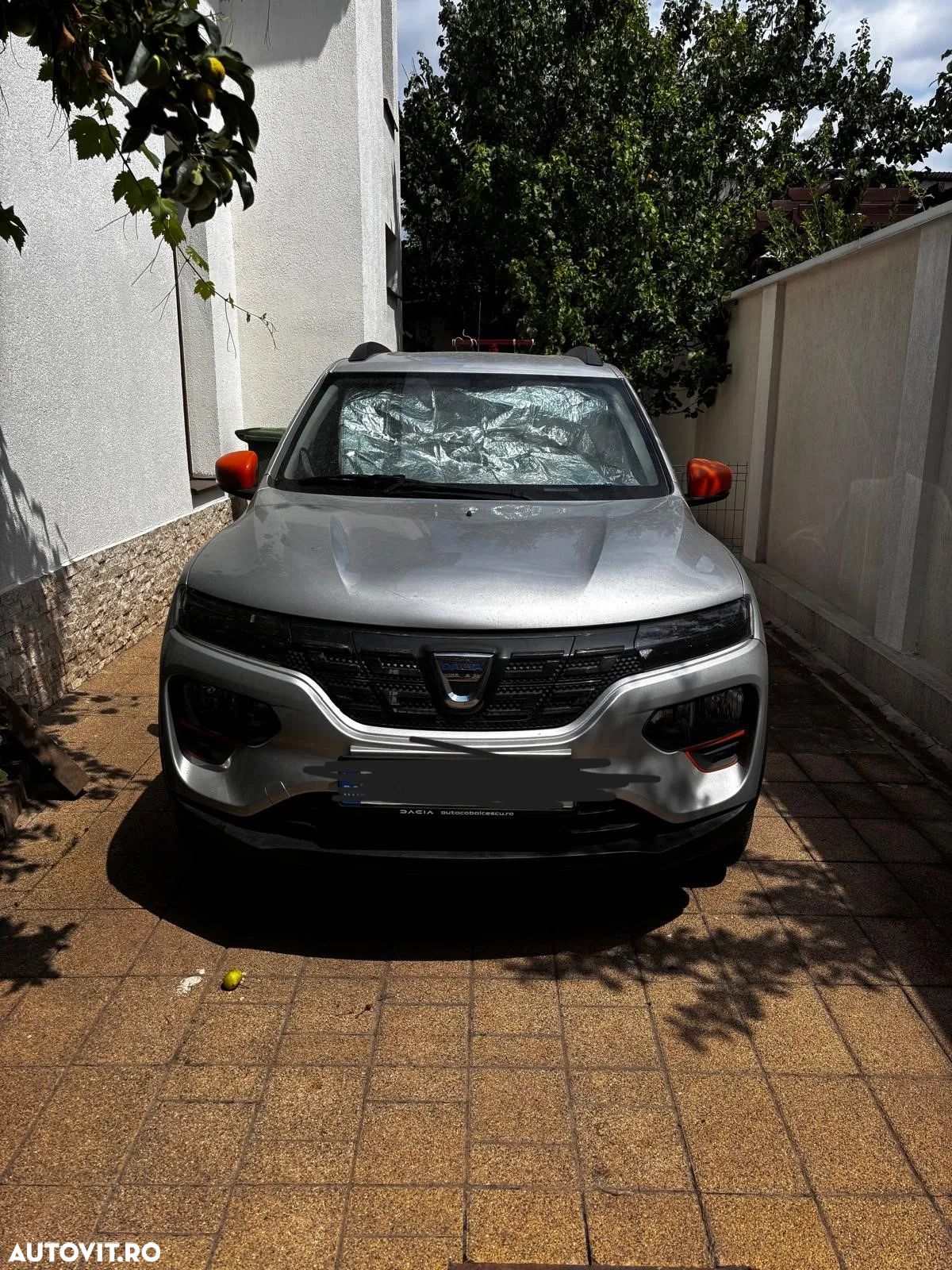 Dacia Spring Expression - 1