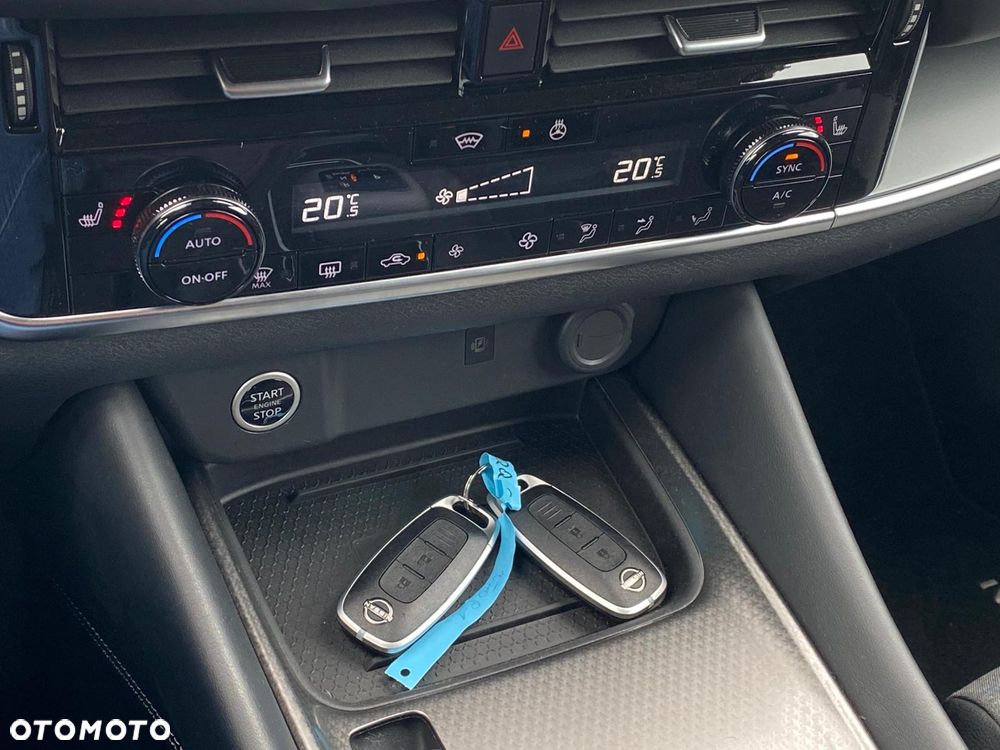 Nissan Qashqai 1.3 DIG-T MHEV Xtronic N-Connecta - 13