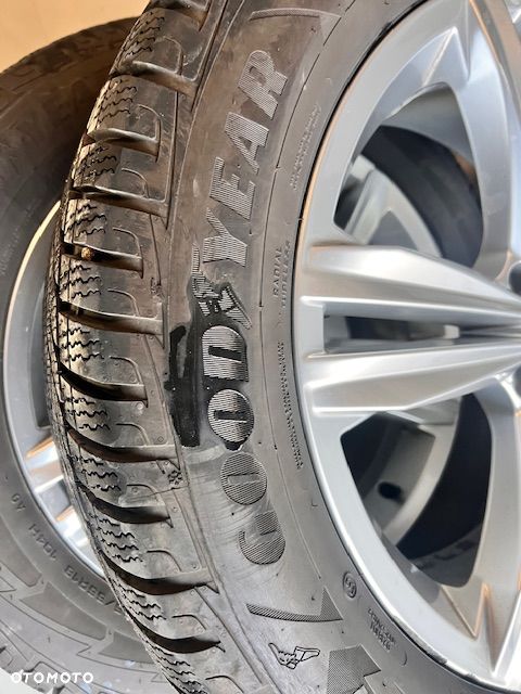 Volkswagen Tiguan 2.0 TDI BMT SCR 4Mot Comfortline DSG - 22