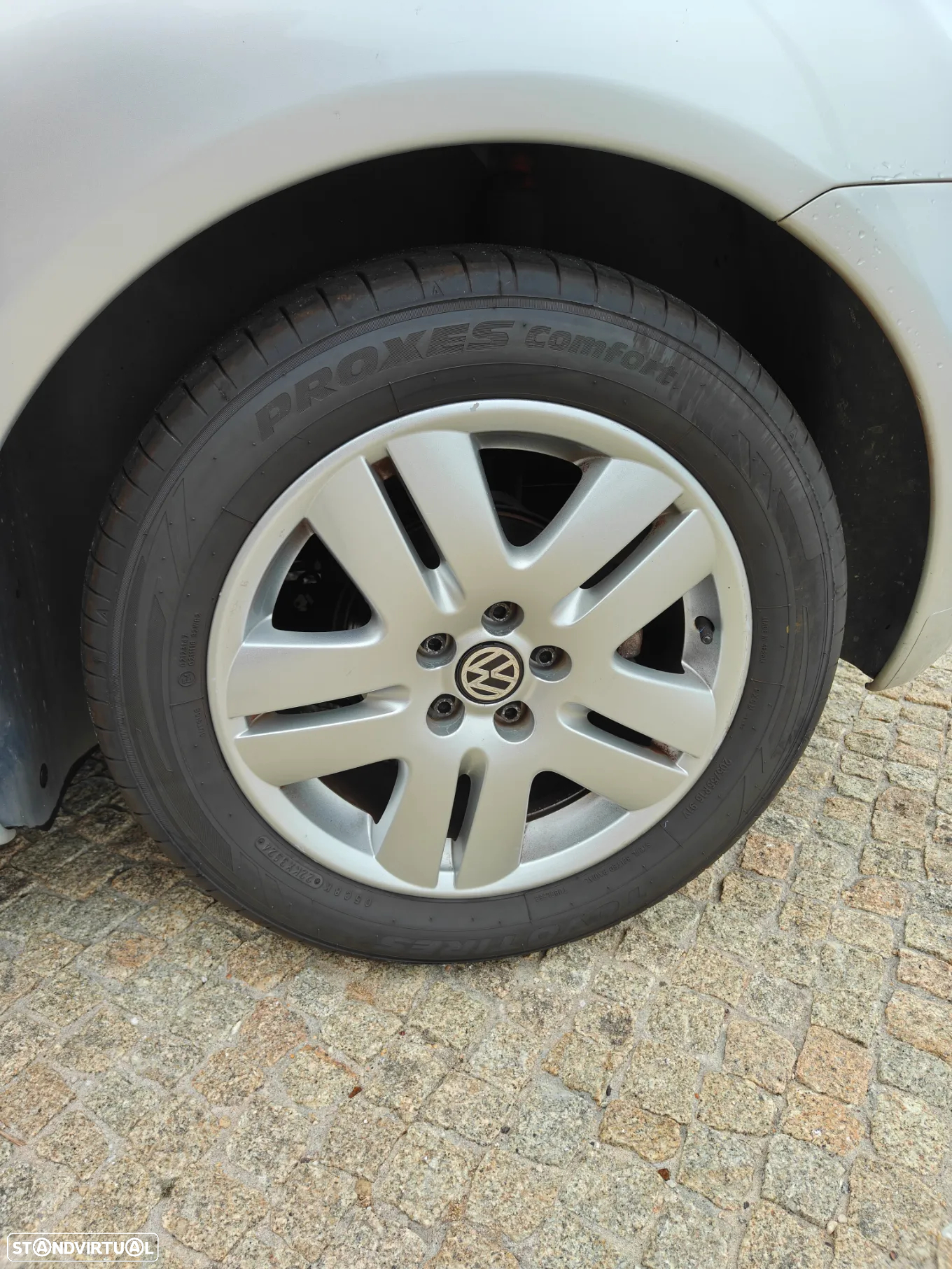 VW New Beetle 1.6 - 14