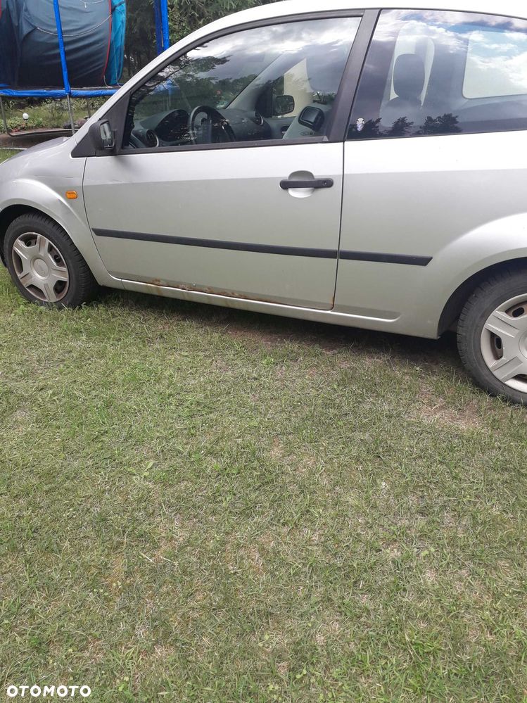Ford Fiesta - 3