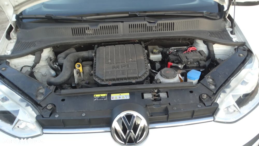 Volkswagen up! - 14