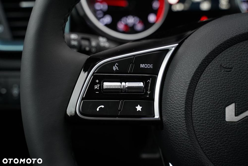 Kia XCeed 1.6 T-GDI Tribute DCT - 18