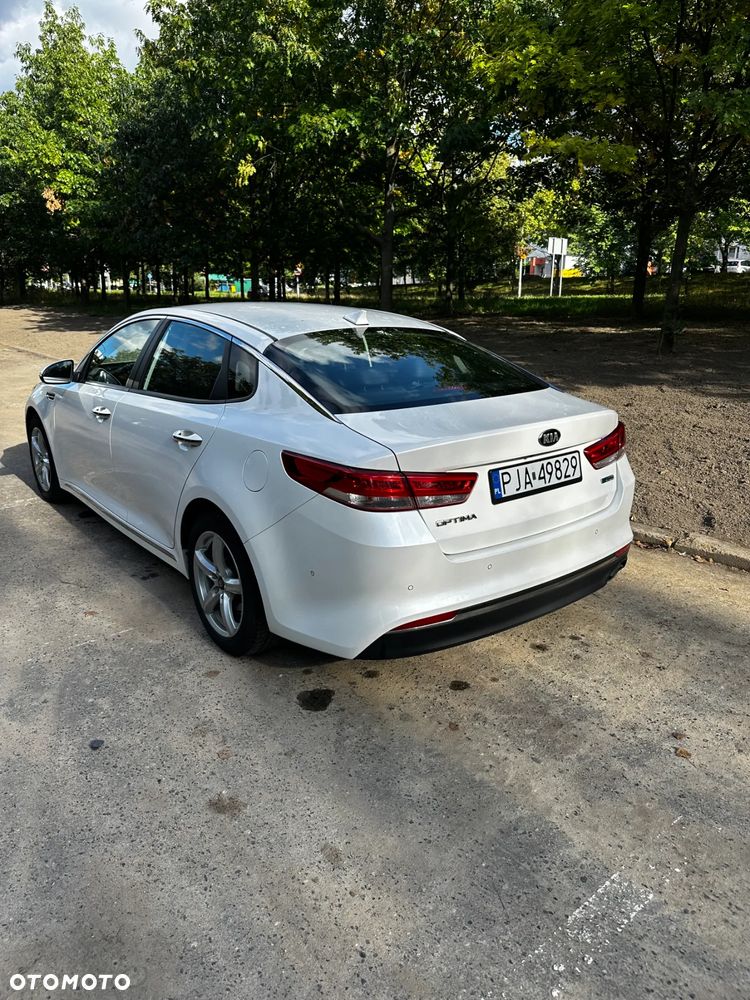 Kia Optima 1.7 CRDI XL DCT - 6