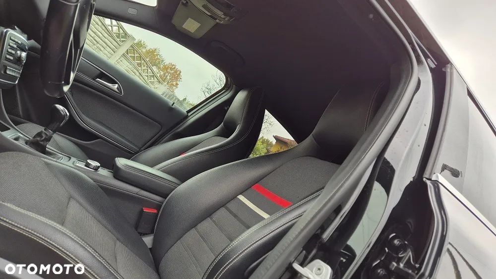 Mercedes-Benz Klasa A 180 (BlueEFFICIENCY) Urban - 6