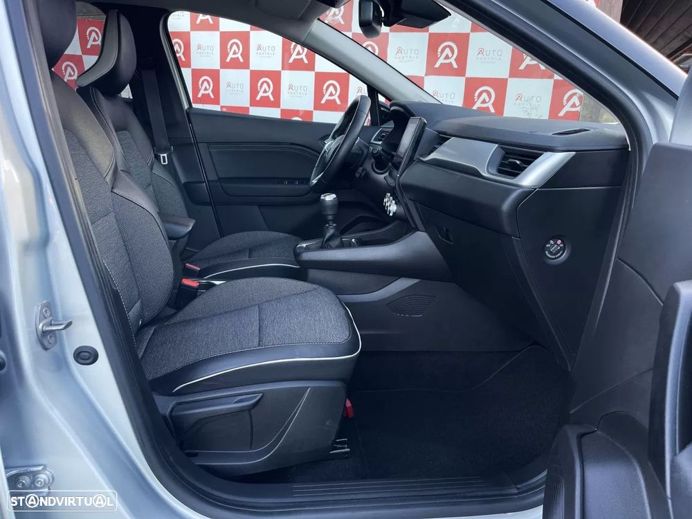 Renault Captur 1.0 TCe Techno Bi-Fuel - 12