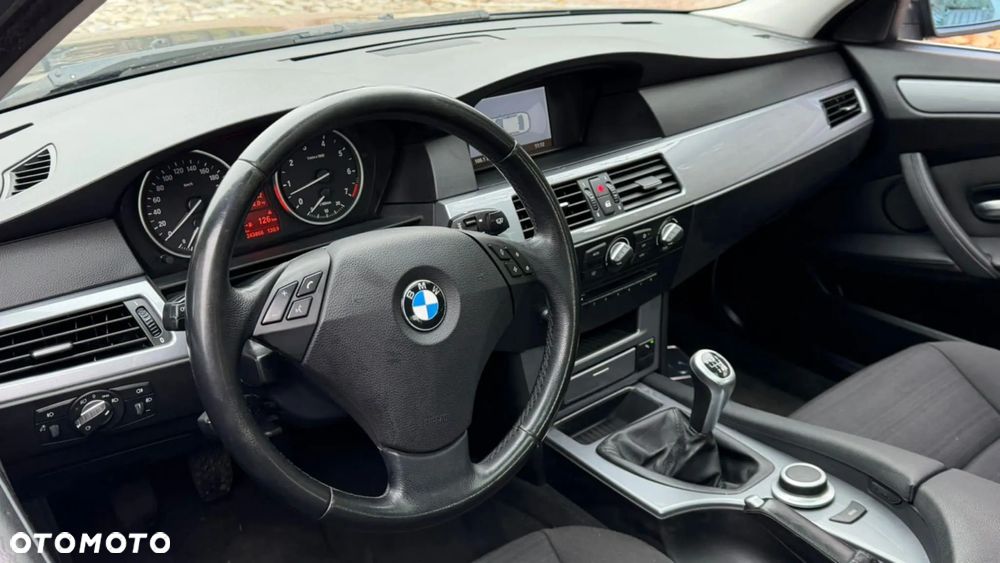 BMW Seria 5 - 34