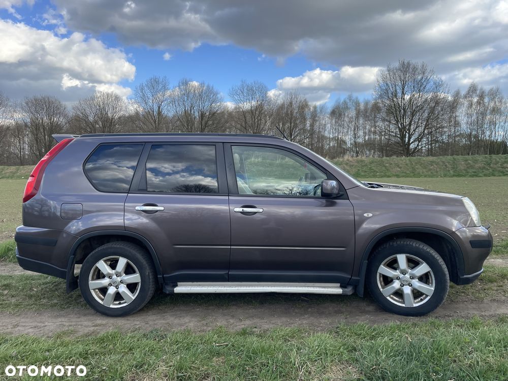 Nissan X-Trail 2.0 dCi LE - 6