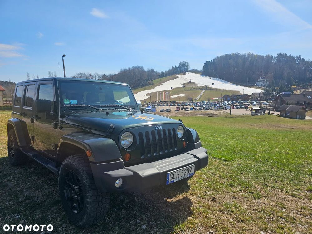 Jeep Wrangler Unlimited 2.8 CRD Sahara - 32