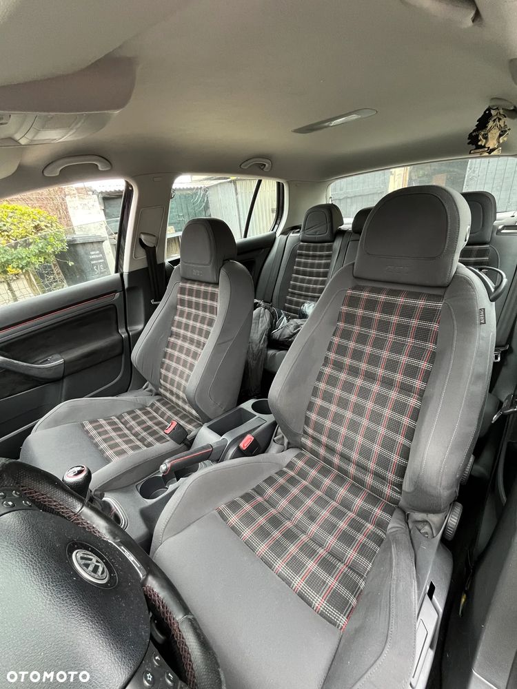Volkswagen Golf 1.6 Q-Line - 9