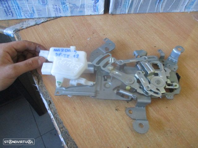 Fecho FEC4182 MAZDA 5 2012 Te 2 PINOS - 4