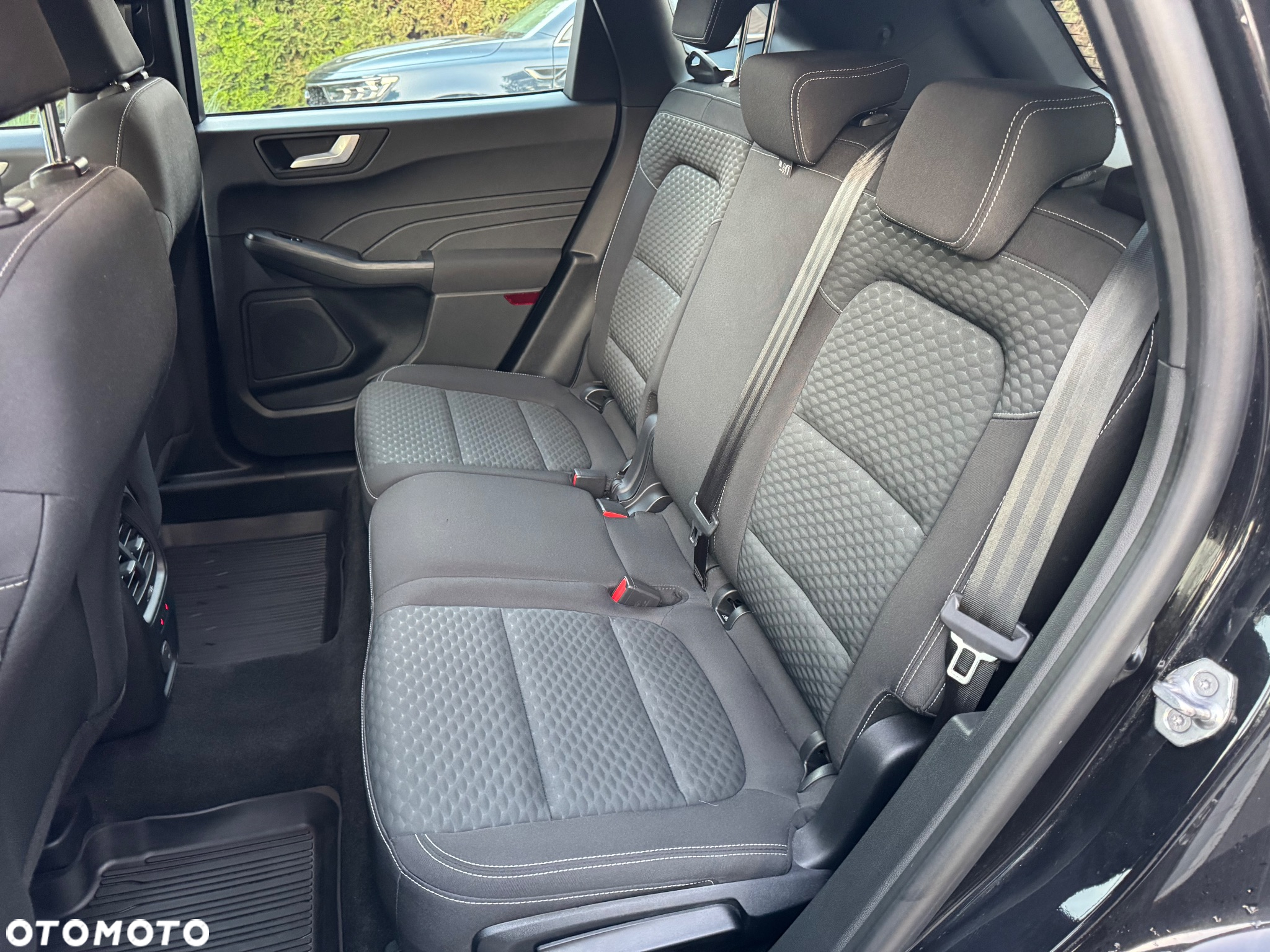 Ford Kuga - 23