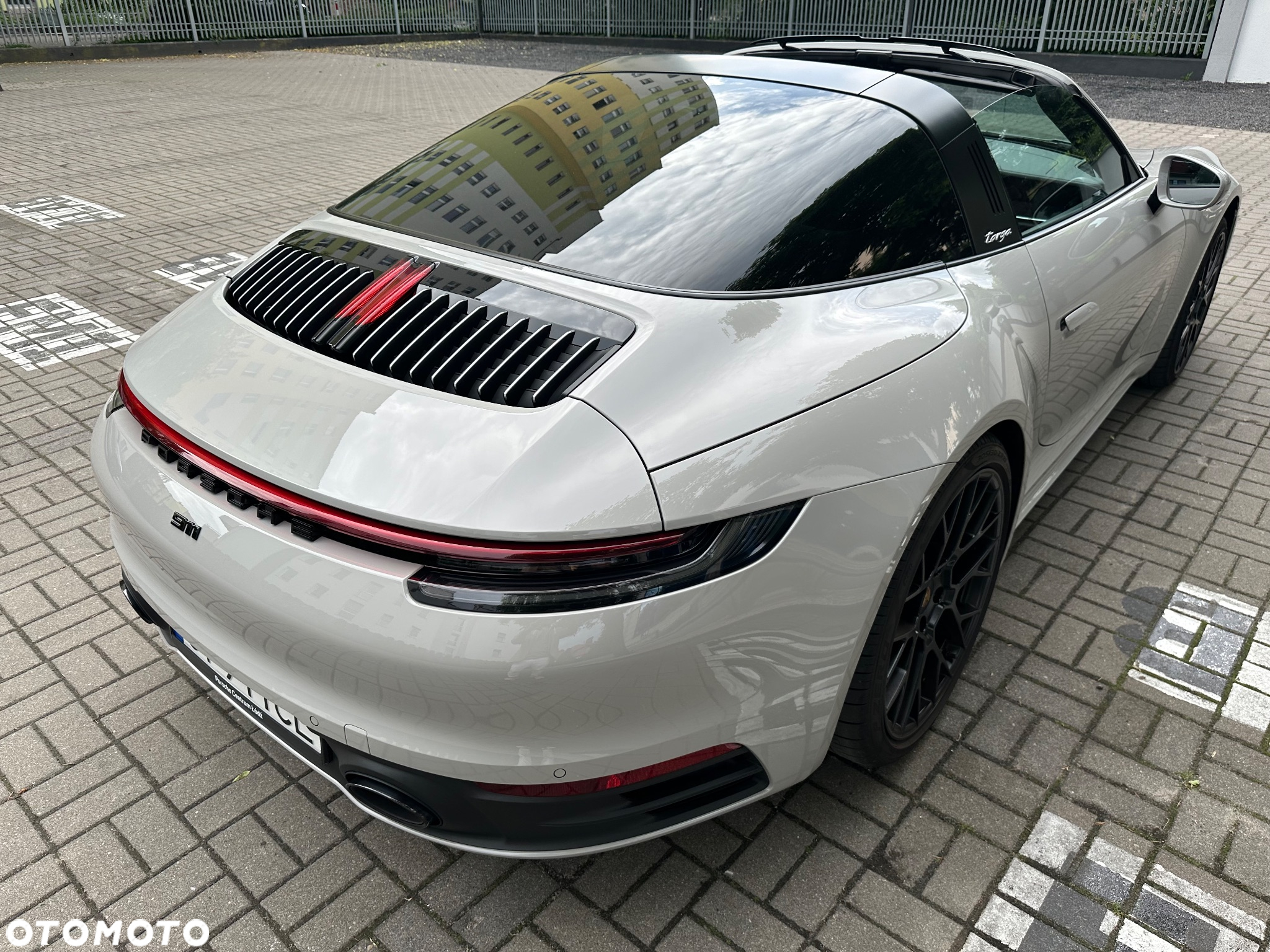 Porsche 911 Targa 4S - 7