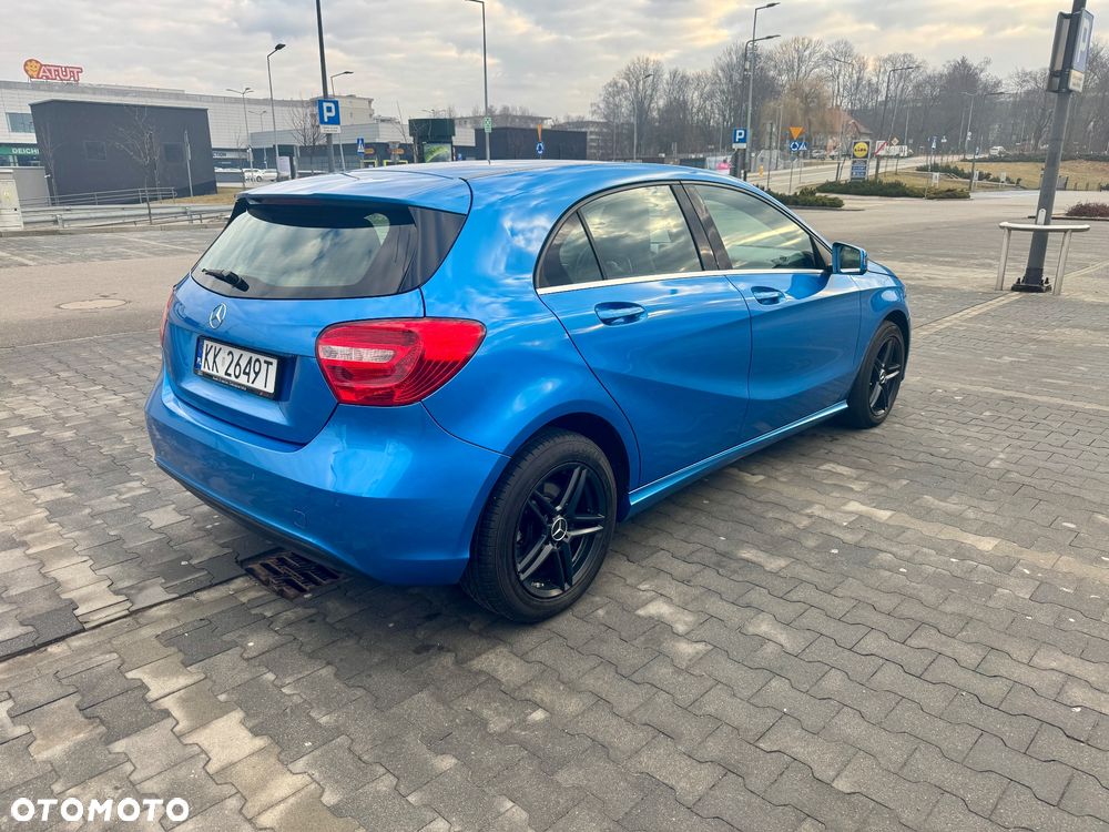 Mercedes-Benz Klasa A 180 (BlueEFFICIENCY) AMG Sport - 4