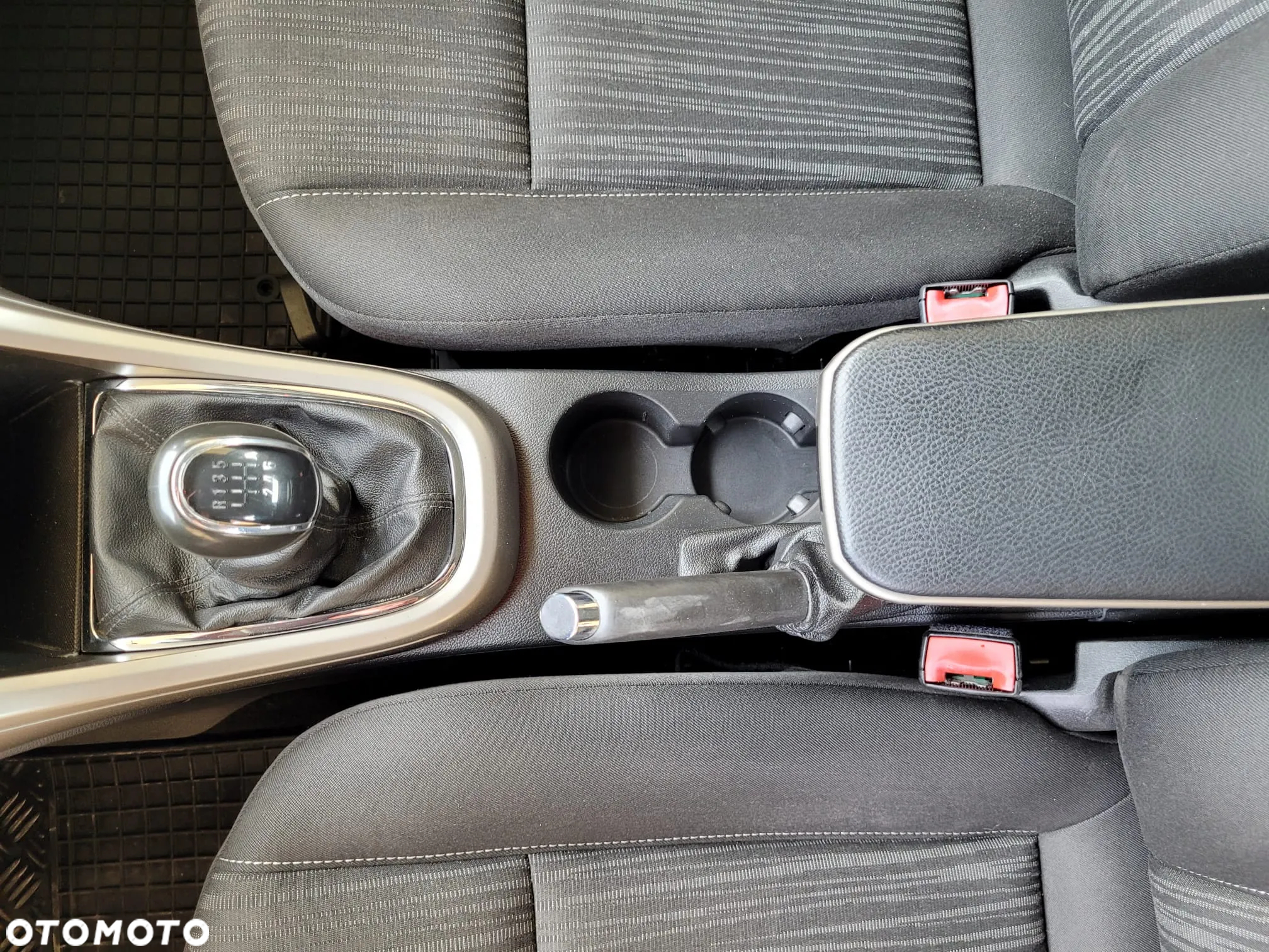 Opel Astra IV 1.4 T Energy EU6 - 23