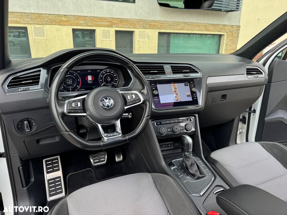 Volkswagen Tiguan 2.0 TDI SCR DSG R-Line - 27