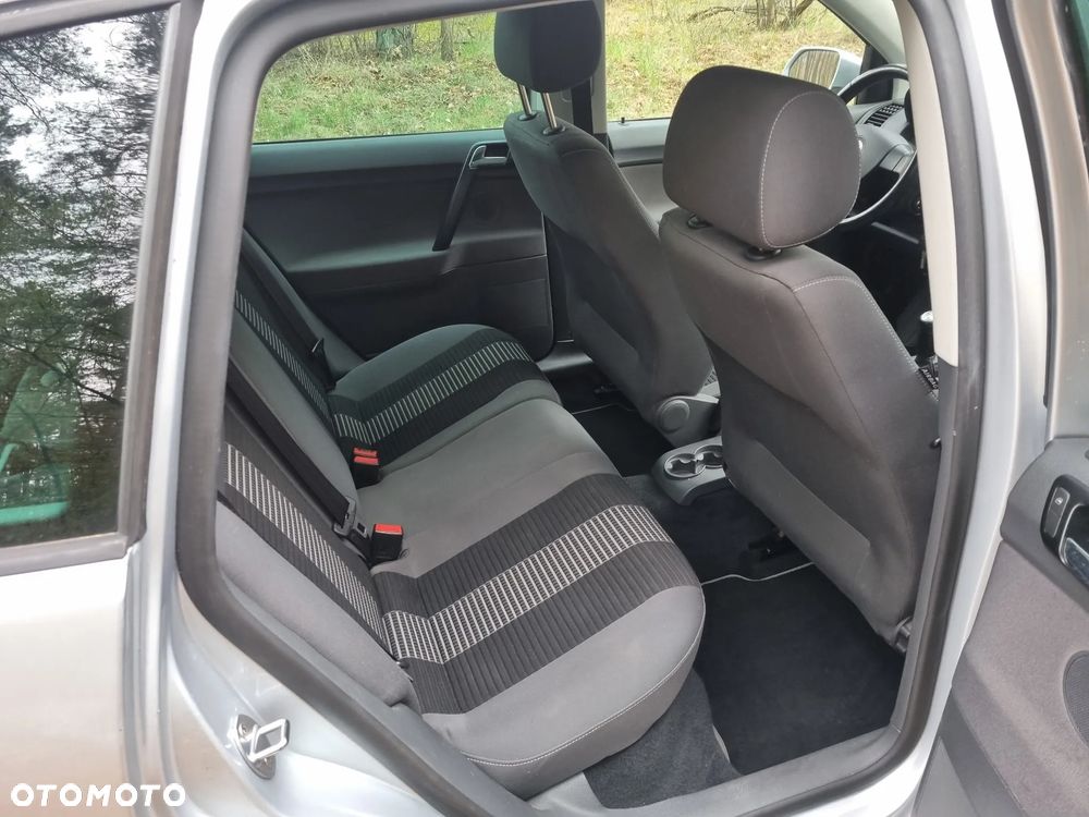 Volkswagen Polo 1.2 Team - 17