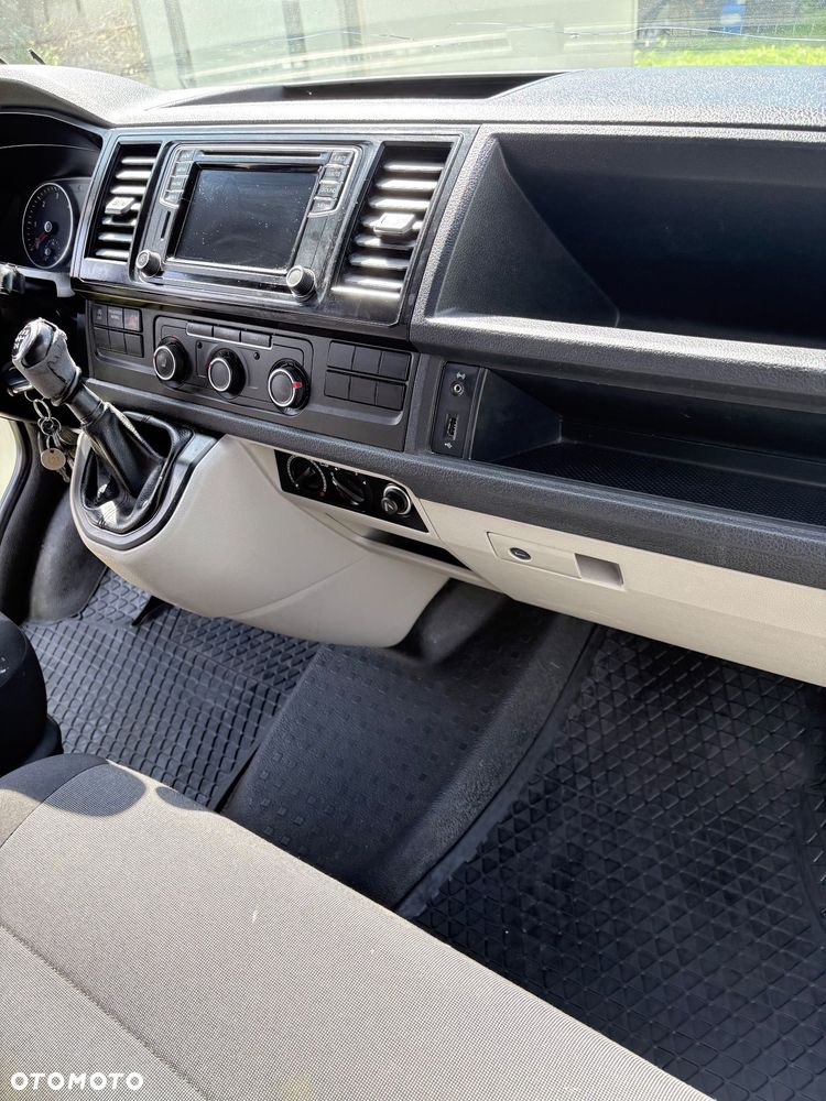 Volkswagen TRANSPORTER T6 - 17